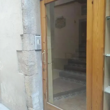 Apartament Can Mingu 1Er Pis Besalu Exterior photo